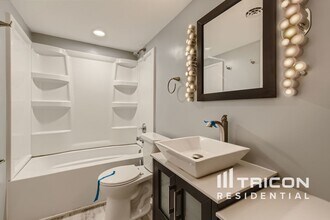 24796 Superior Dr in Rogers, MN - Building Photo - Building Photo