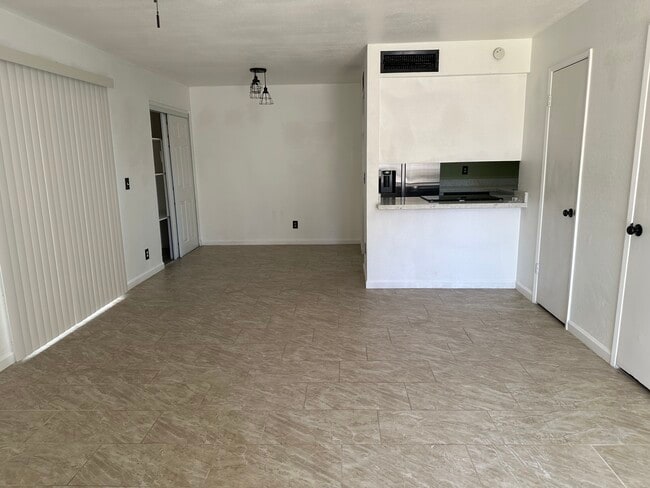 property at 7521 N 47th Ln