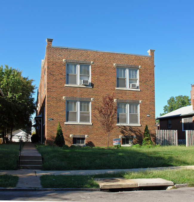 4226 Neosho St in St. Louis, MO - Building Photo - Building Photo