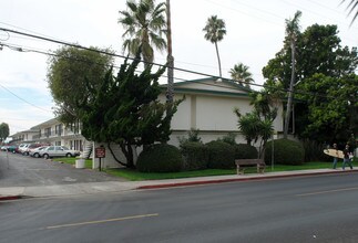 Studio Plaza Apartments in Goleta, CA - Building Photo - Building Photo