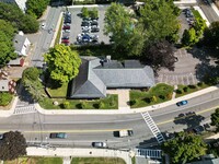 64 Lowell St, Unit #4 in Peabody, MA - Foto de edificio - Building Photo