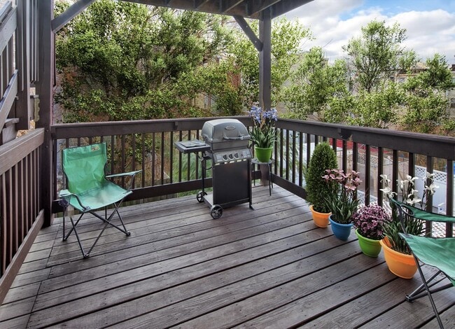 property at 407 2nd St