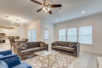 14510 Sanour Dr in Houston, TX - Building Photo - Building Photo