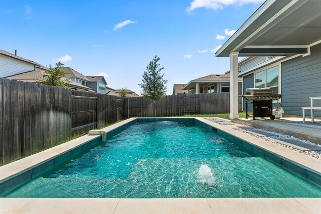 8512 McKamy Dr in Austin, TX - Building Photo - Building Photo