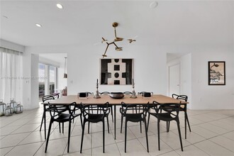 9601 Collins Ave in Bal Harbour, FL - Building Photo - Building Photo
