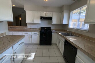 15907 Wingdale Dr in Houston, TX - Foto de edificio - Building Photo