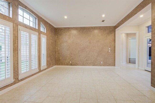 property at 3615 Whidbey Ct