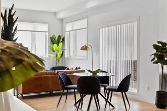 Springbank Hill Estates in Calgary, AB - Building Photo - Building Photo