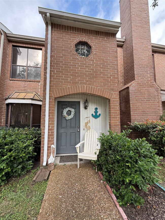 property at 12550 Piping Rock Dr