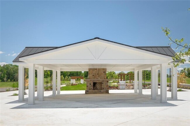 12145 Calgary Lp in Chester, VA - Building Photo - Building Photo