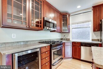 219 T St NE in Washington, DC - Building Photo - Building Photo