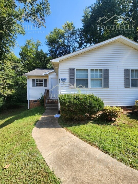 613 N Pointe Creek in Anderson, SC - Building Photo