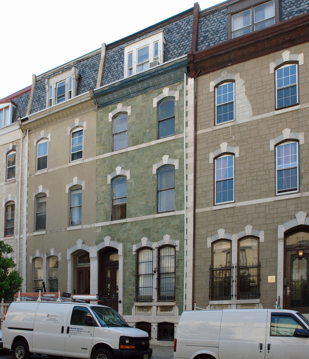 107 S 21st St in Philadelphia, PA - Building Photo