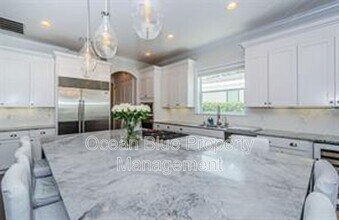 3107 W Lawn Ave in Tampa, FL - Building Photo - Building Photo