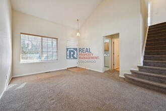 5633 S Yakima St in Aurora, CO - Building Photo - Building Photo