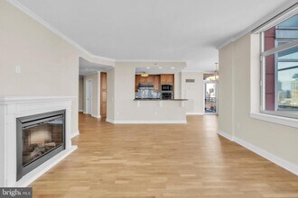 400 S Broad St in Philadelphia, PA - Building Photo - Building Photo