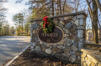 Tidewatch Condominiums in Portsmouth, NH - Foto de edificio - Building Photo