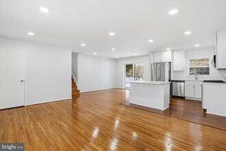 6427 Pima St in Alexandria, VA - Building Photo - Building Photo