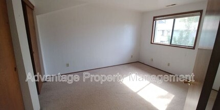 1831 NW Grant Cir in Corvallis, OR - Building Photo - Building Photo