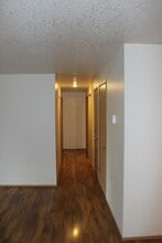 1959 NE Kathryn St in Hillsboro, OR - Building Photo - Building Photo