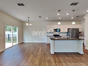 10302 Watercrest Ct in Jacksonville, FL - Building Photo - Building Photo