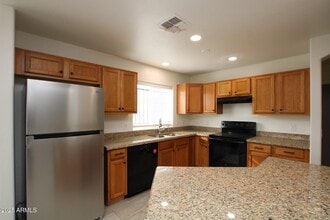 220 N Coolidge Ave in Casa Grande, AZ - Building Photo - Building Photo