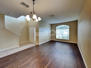 8857 Palisades Beach Ave in Orlando, FL - Foto de edificio - Building Photo