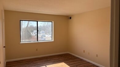 2310 Harbor View Dr, Unit Harbor View Dr in Rocky Hill, CT - Building Photo - Building Photo