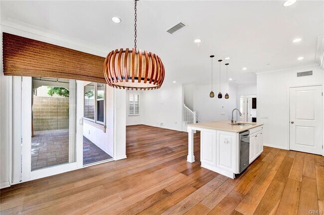 34 Somerton in Irvine, CA - Building Photo - Building Photo