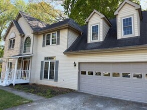 311 Indus Ln in Lawrenceville, GA - Building Photo - Building Photo
