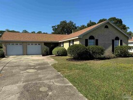 5941 Leesway Blvd in Pensacola, FL - Building Photo