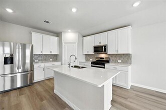 6629 Coyote Vly Trl in Fort Worth, TX - Building Photo - Building Photo