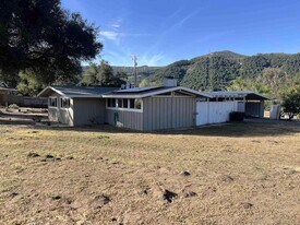 16631 Sundown Dr in Pauma Valley, CA - Building Photo