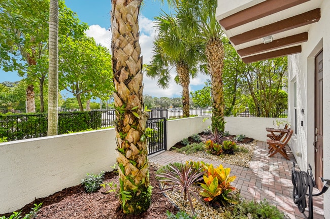 4714 Monarch Way in Coconut Creek, FL - Building Photo - Building Photo