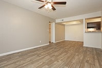2BR, 2BA - 917 SF - SunPointe Apartments in Phoenix, Arizona