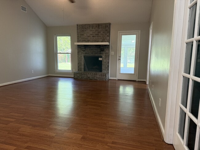 122 Longleaf Cir in Pooler, GA - Building Photo - Building Photo