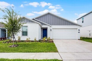 1993 Sarah St in Winter Haven, FL - Building Photo