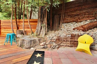 14082 Woodland Dr in Guerneville, CA - Building Photo - Building Photo