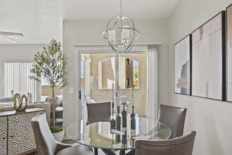 La Serena at Toscana in Phoenix, AZ - Building Photo - Building Photo