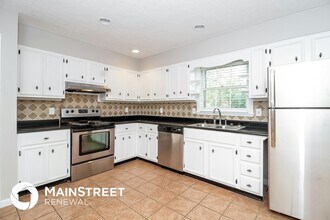 3312 Hunsinger Ln in Louisville, KY - Building Photo - Building Photo