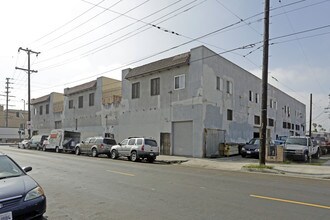 518 59th Pl in Los Angeles, CA - Building Photo - Building Photo