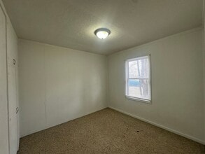 313 Bunker Ave in Aztec, NM - Building Photo - Building Photo