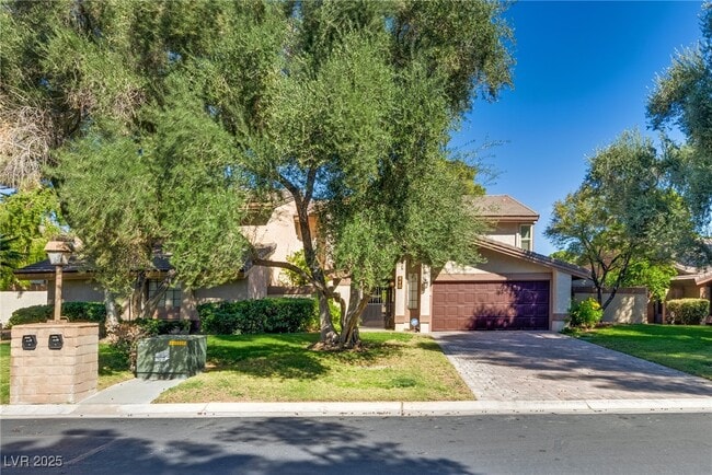 property at 840 Pinehurst Dr