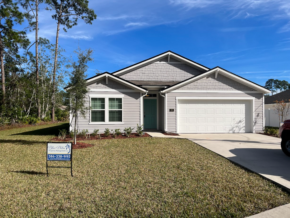 23 Red Top Ln in Palm Coast, FL - Building Photo