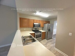 81 Arrowhead Dr in Dallas, GA - Foto de edificio - Building Photo