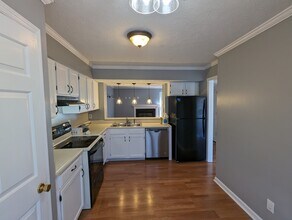 463 Claircrest Dr, Unit 463 CLAIRCREST in Antioch, TN - Building Photo - Building Photo