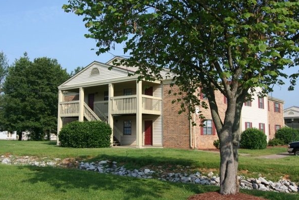 Hillside Apartments in Bowling Green, KY - Building Photo