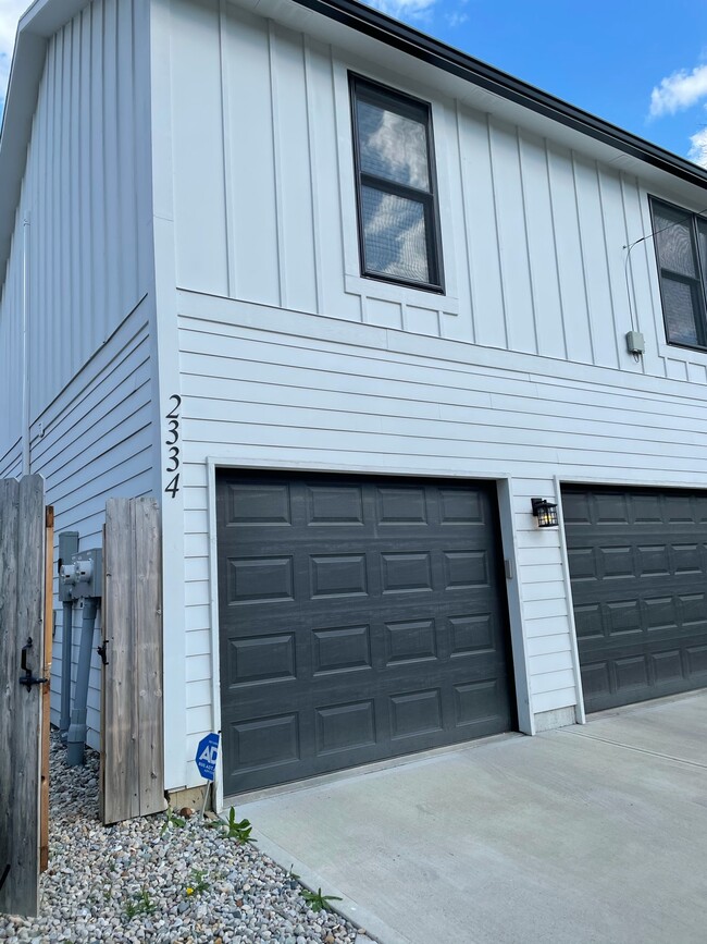 2334 N Delaware St, Unit B