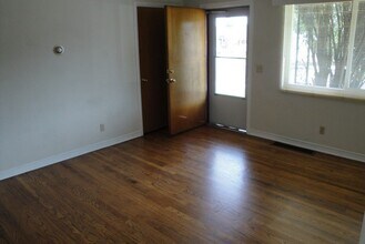 1170 S Rock Blvd-Unit -1415 Plumas St. Reno, NV 89509 in Reno, NV - Building Photo - Building Photo