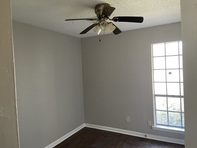 1550 Midway St in Montgomery, AL - Building Photo - Building Photo